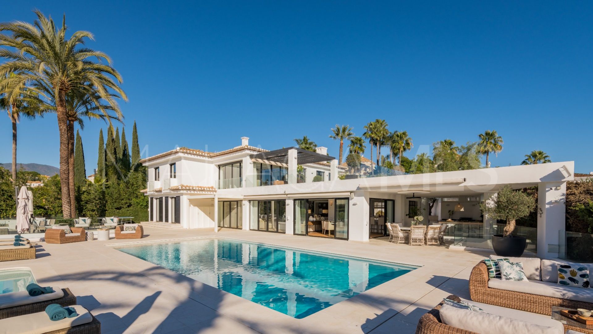 Villa for sale in Los Naranjos Golf