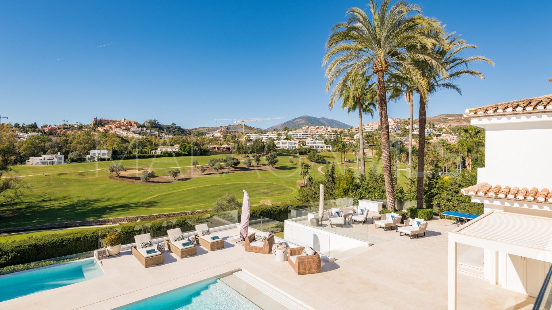 Villa for sale in Los Naranjos Golf