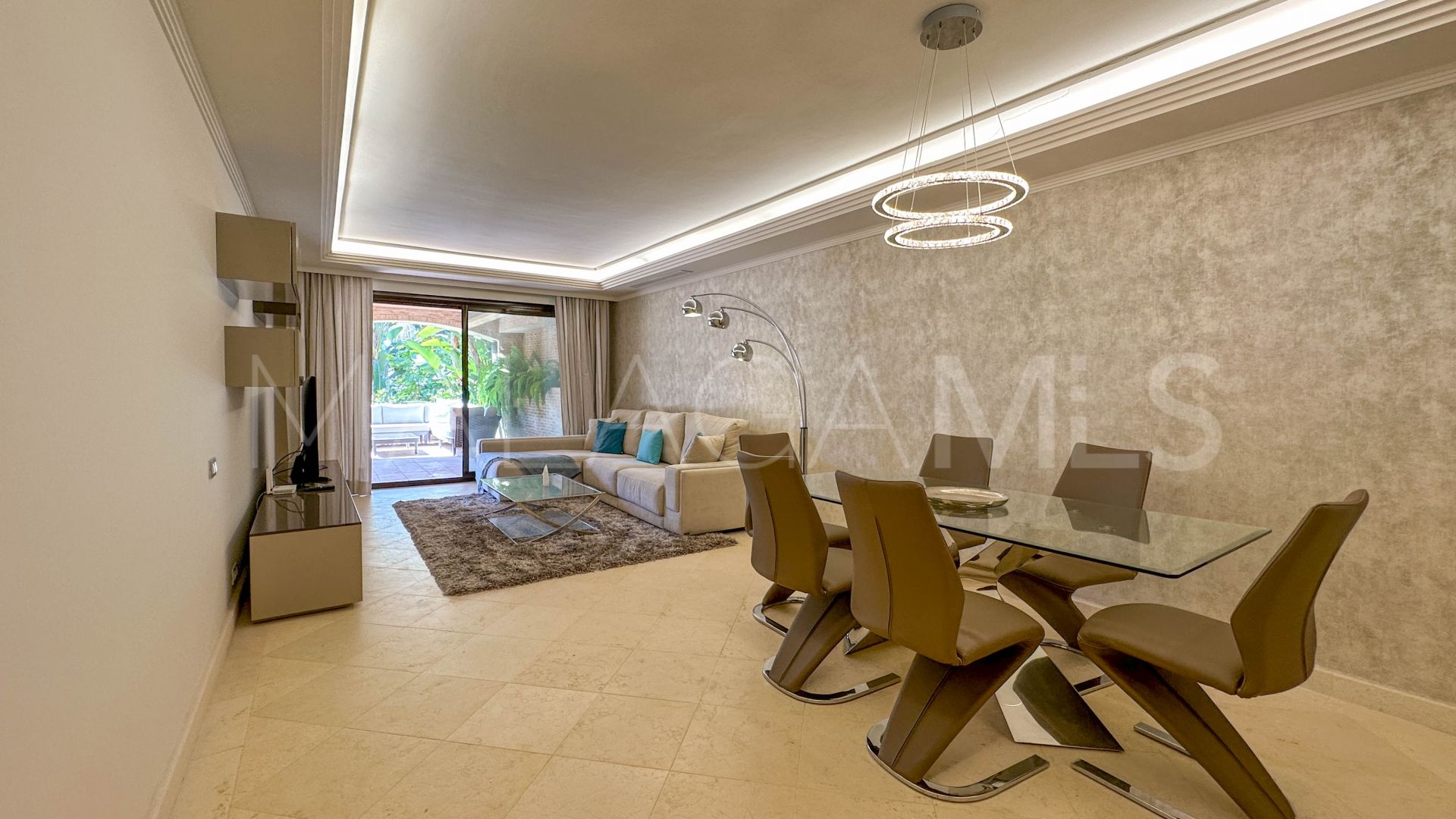 Apartamento planta baja de 2 bedrooms for sale in Alhambra los Granados