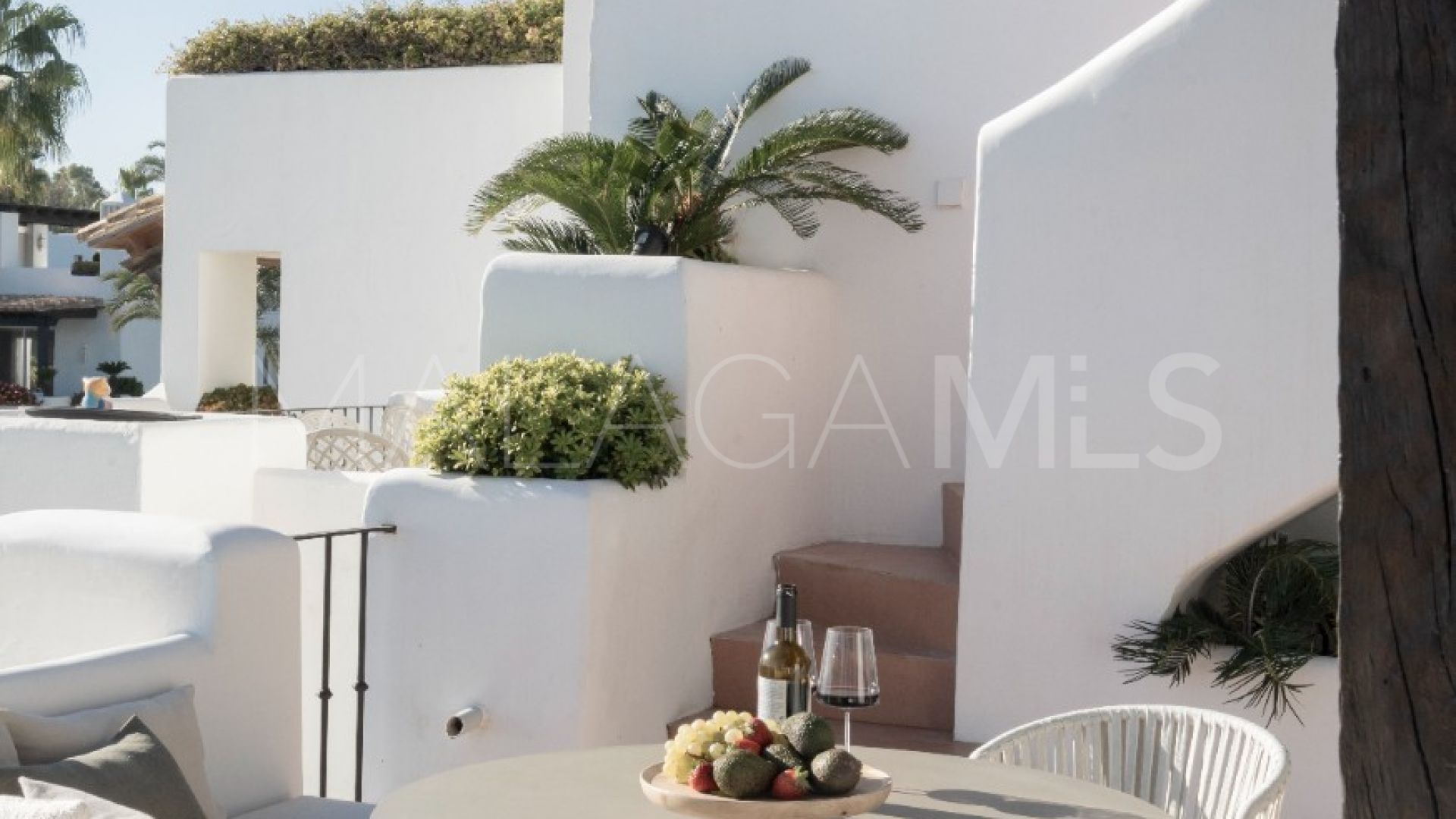 2 bedrooms Alcazaba Beach penthouse for sale