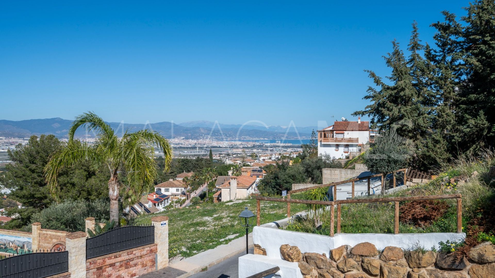 Villa for sale in Alhaurin de la Torre