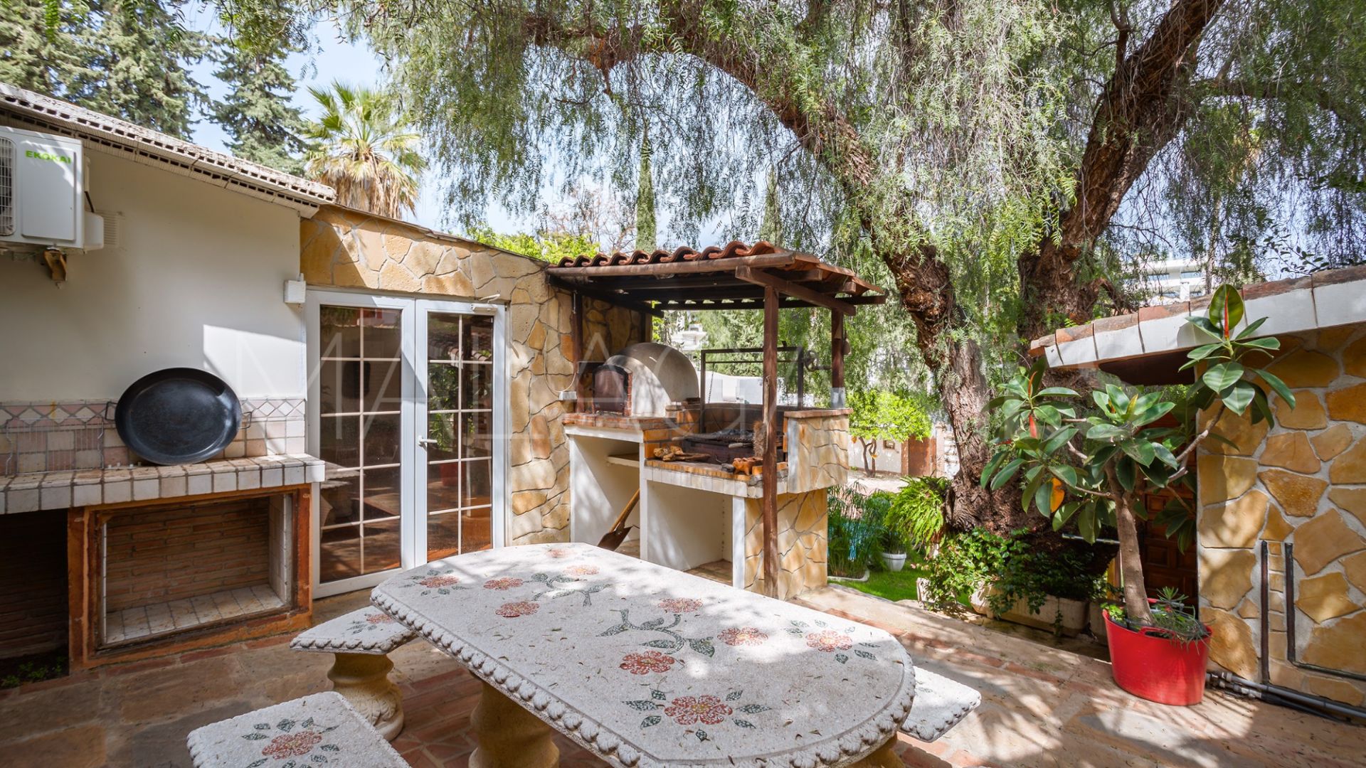 Se vende villa in Nueva Andalucia