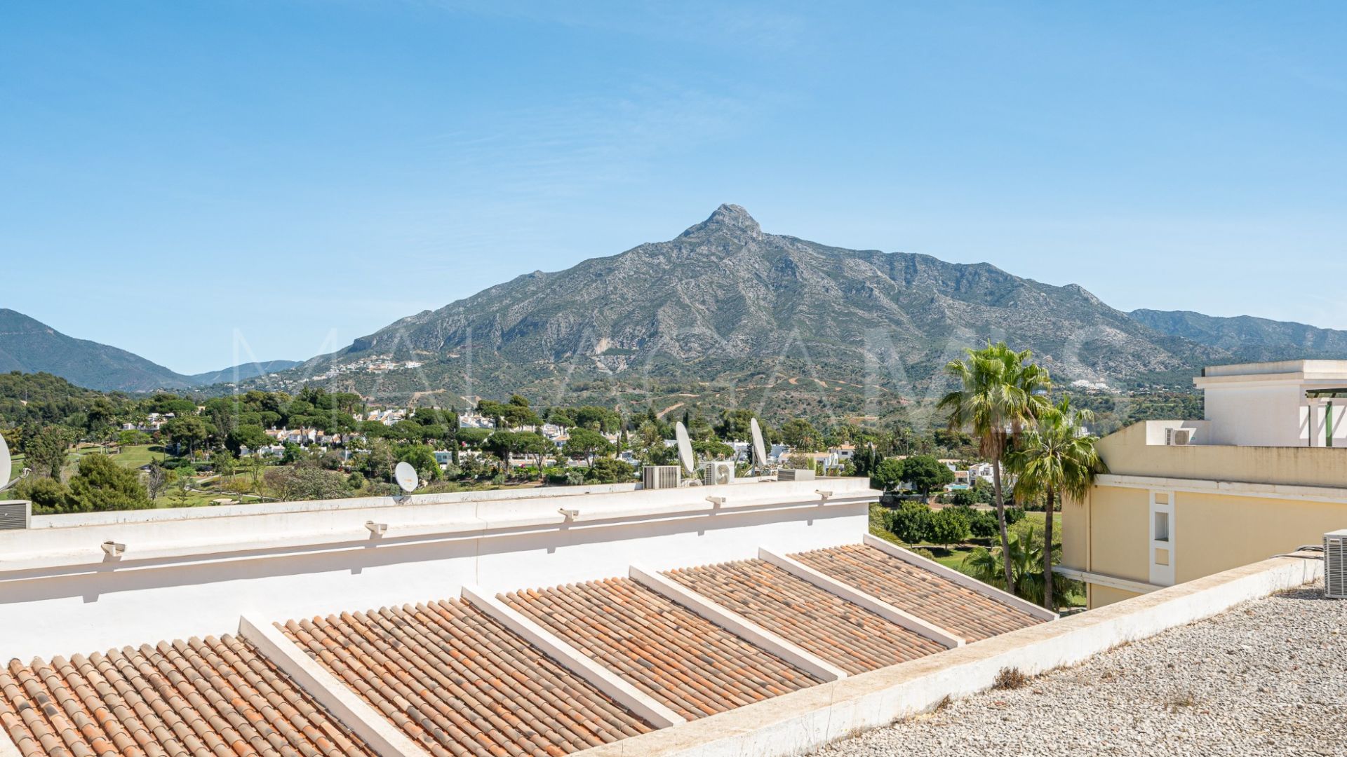 Aloha Gardens, apartamento a la venta de 2 bedrooms