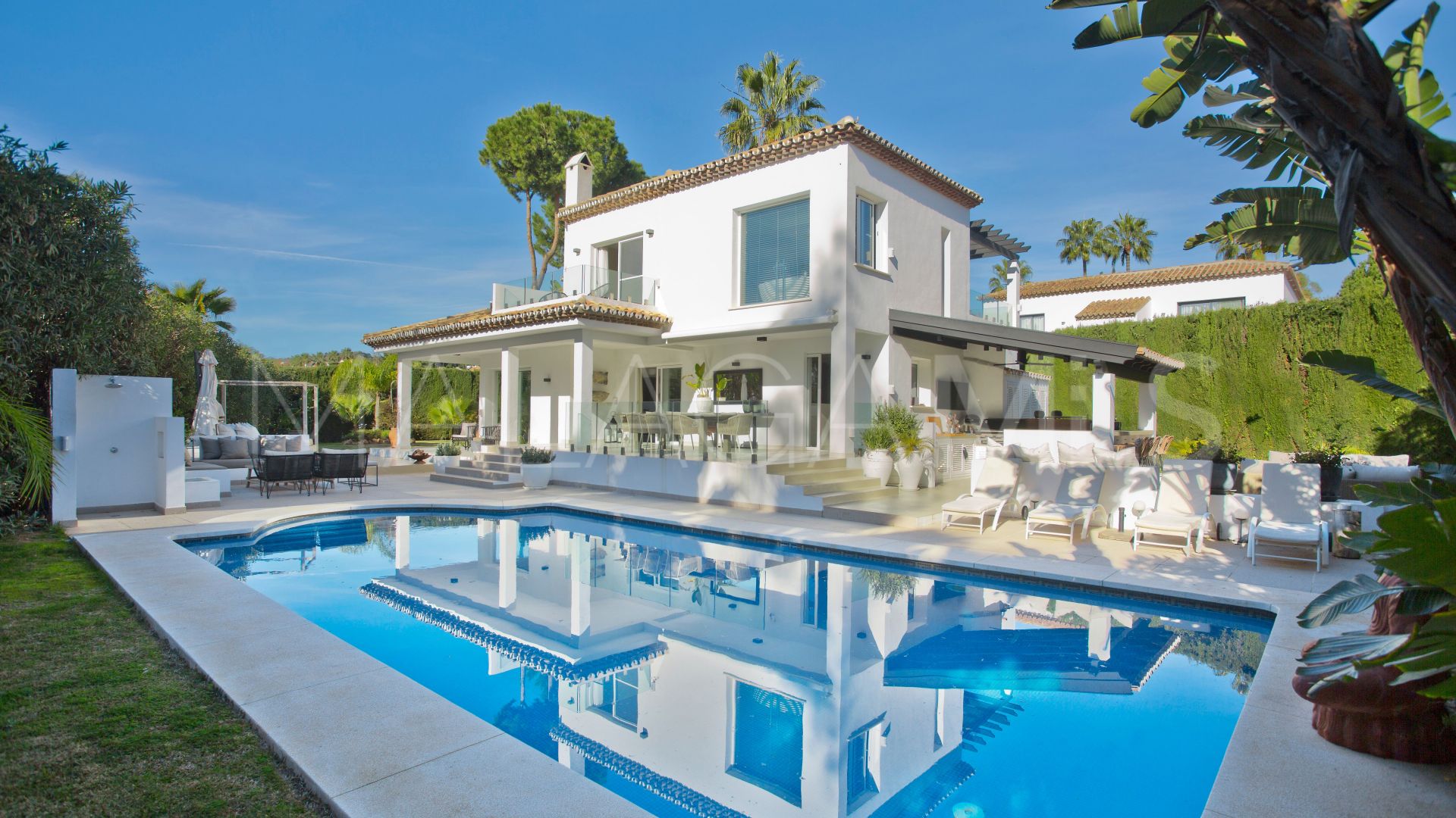 Se vende villa with 4 bedrooms in Marbella Country Club