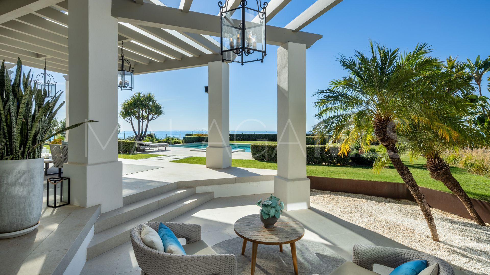Villa for sale in Monte Halcones