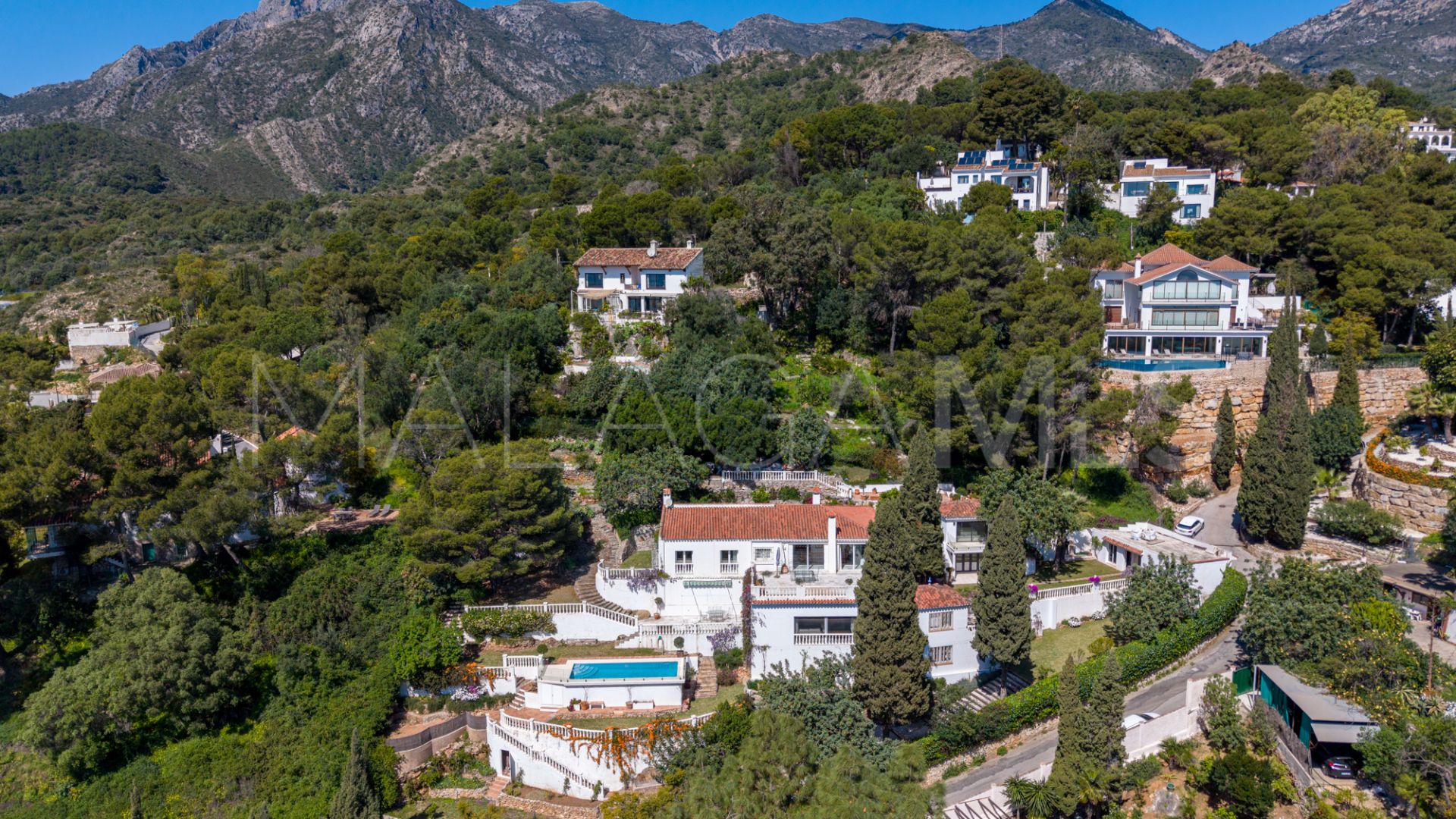 La Montua 5 bedrooms villa for sale