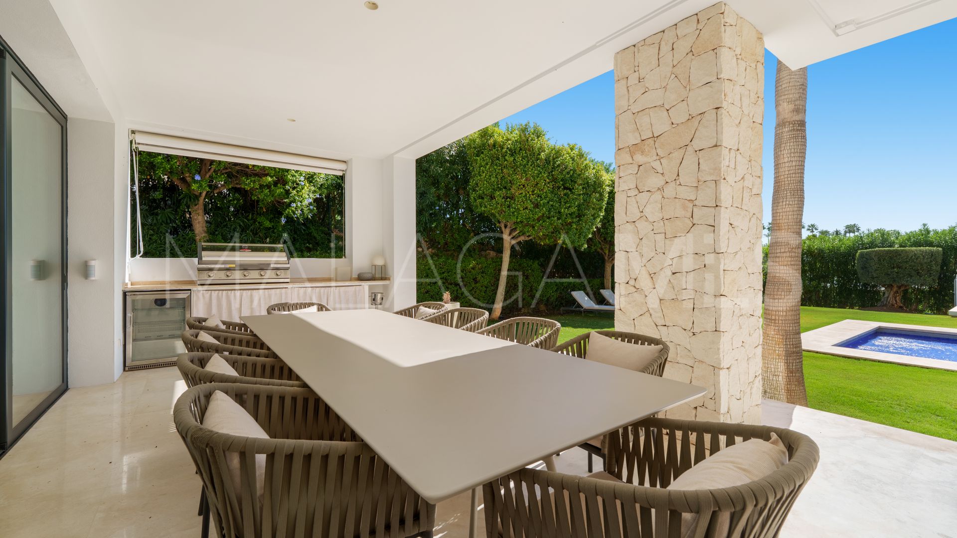 Se vende villa in Nueva Andalucia de 6 bedrooms