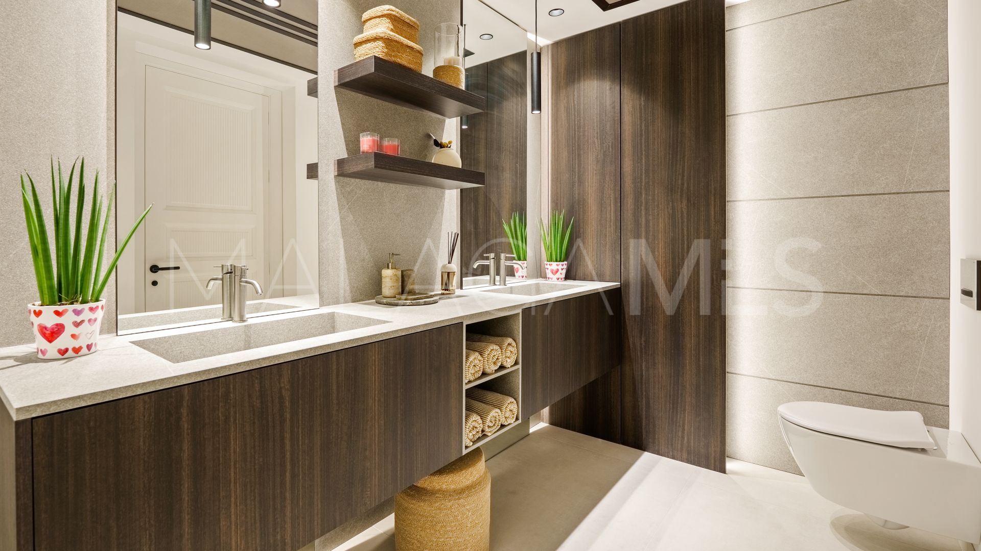 La Quinta villa for sale