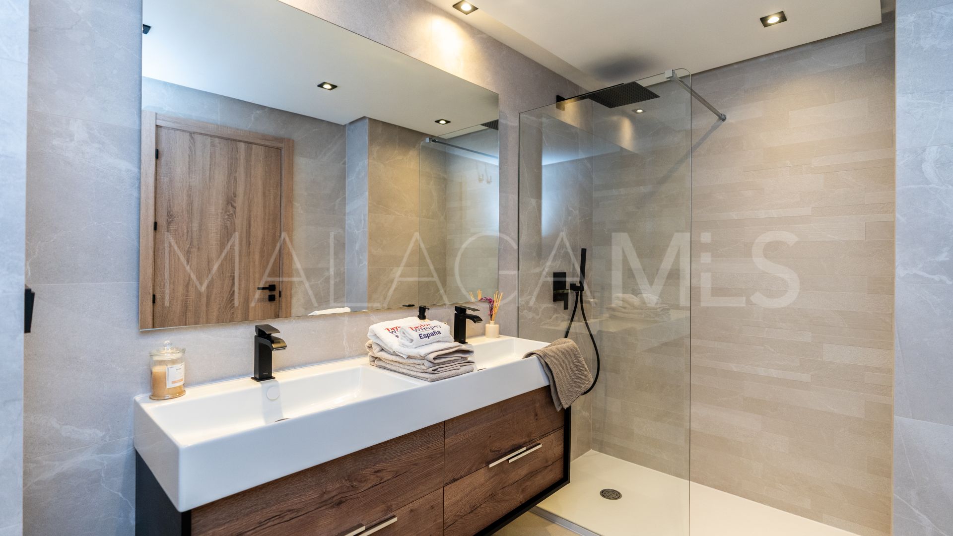Appartement for sale in Istan