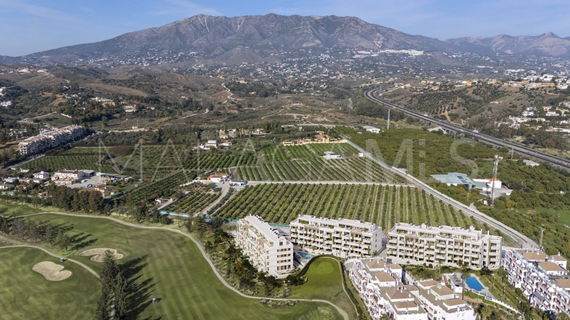For sale 3 bedrooms apartment in Mijas Golf