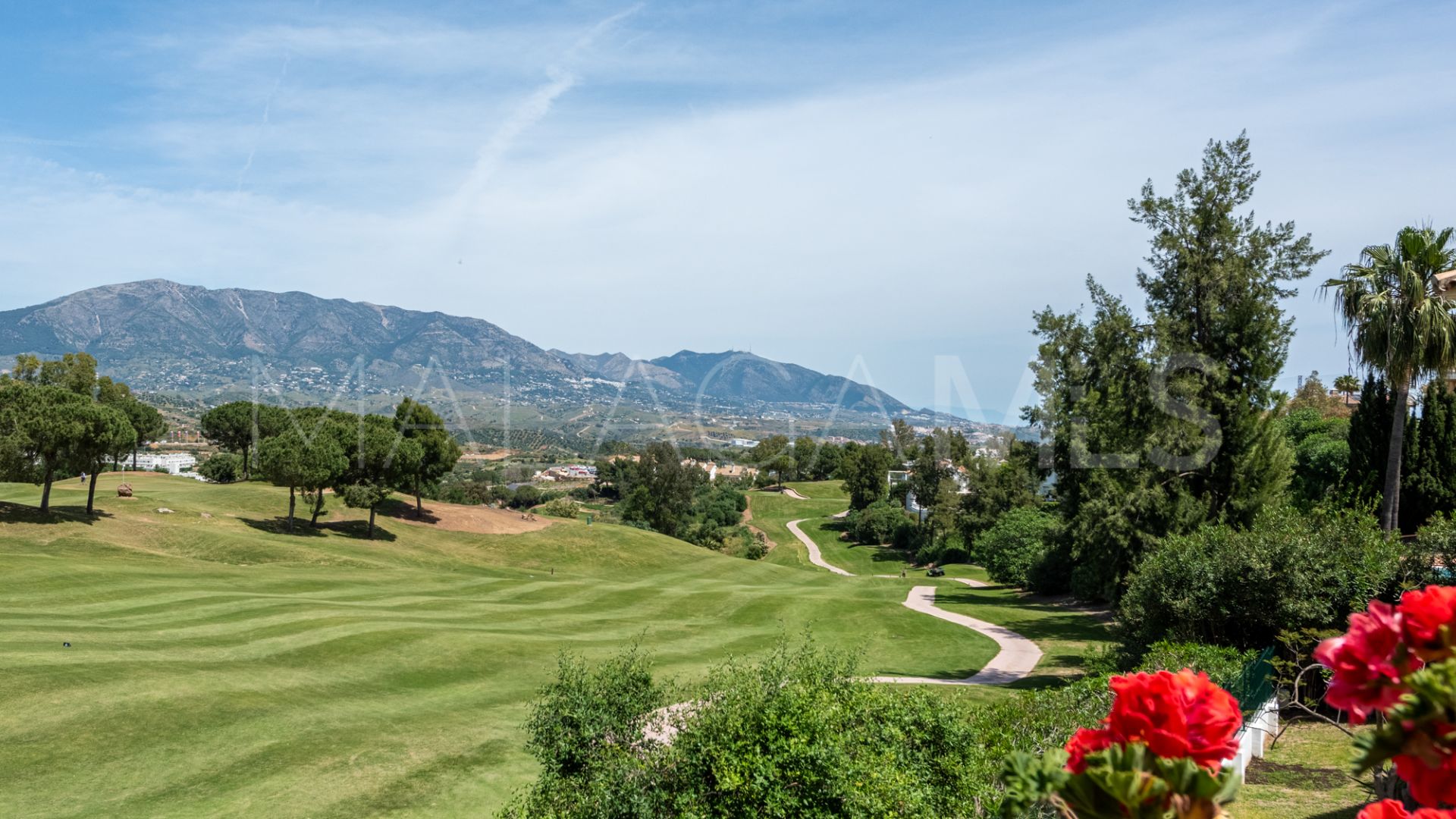 Villa for sale in La Cala Golf Resort