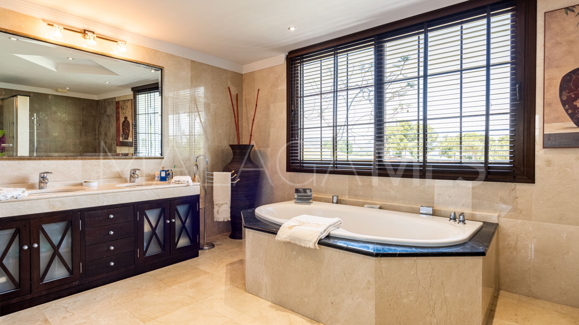 Villa for sale in La Cala Golf Resort