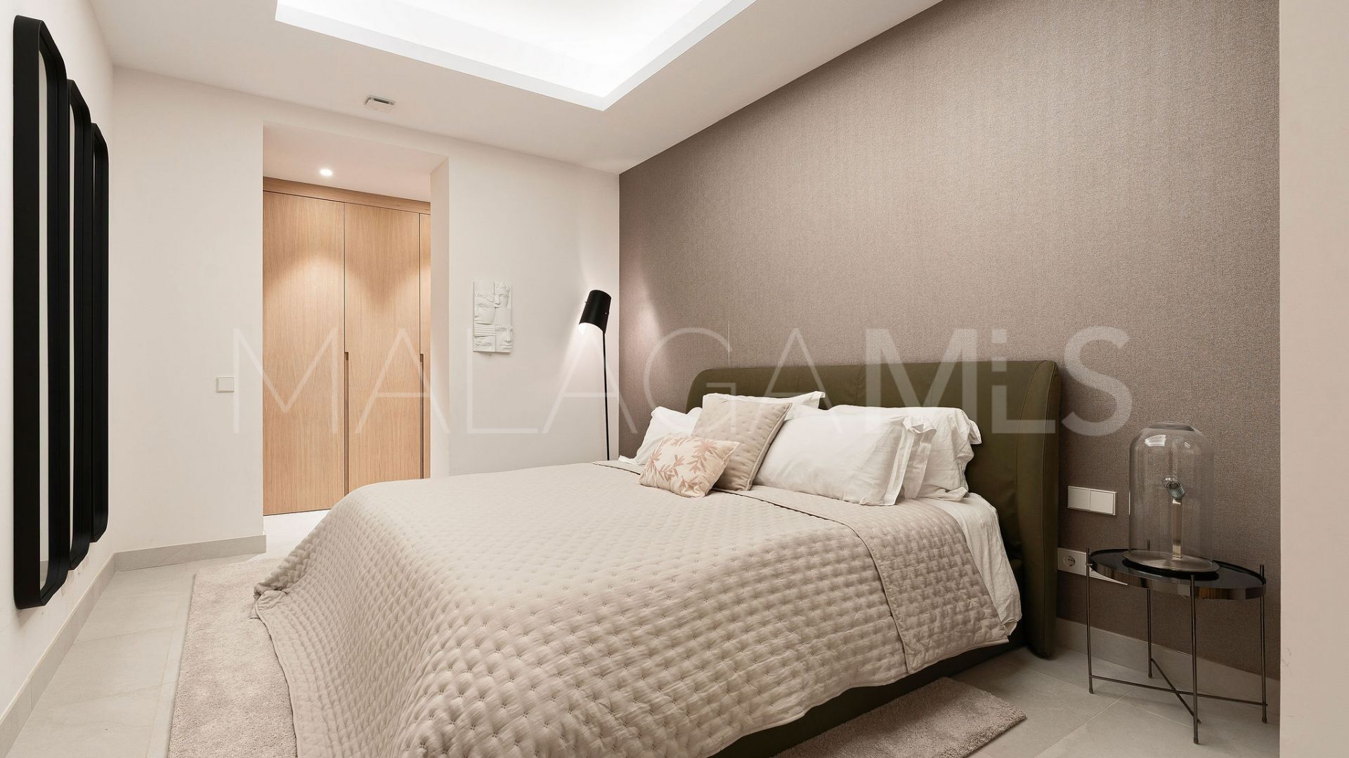 Semi detached house for sale in Nueva Andalucia