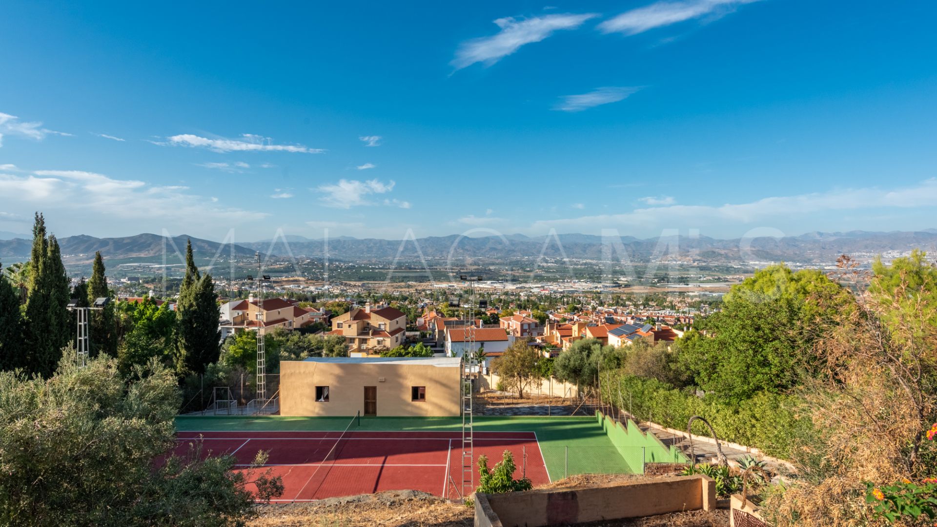 Villa for sale in Alhaurin de la Torre