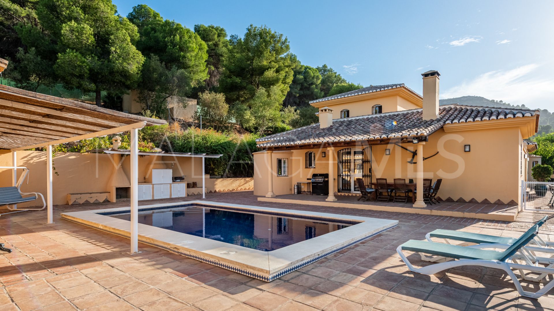 Villa for sale in Alhaurin de la Torre