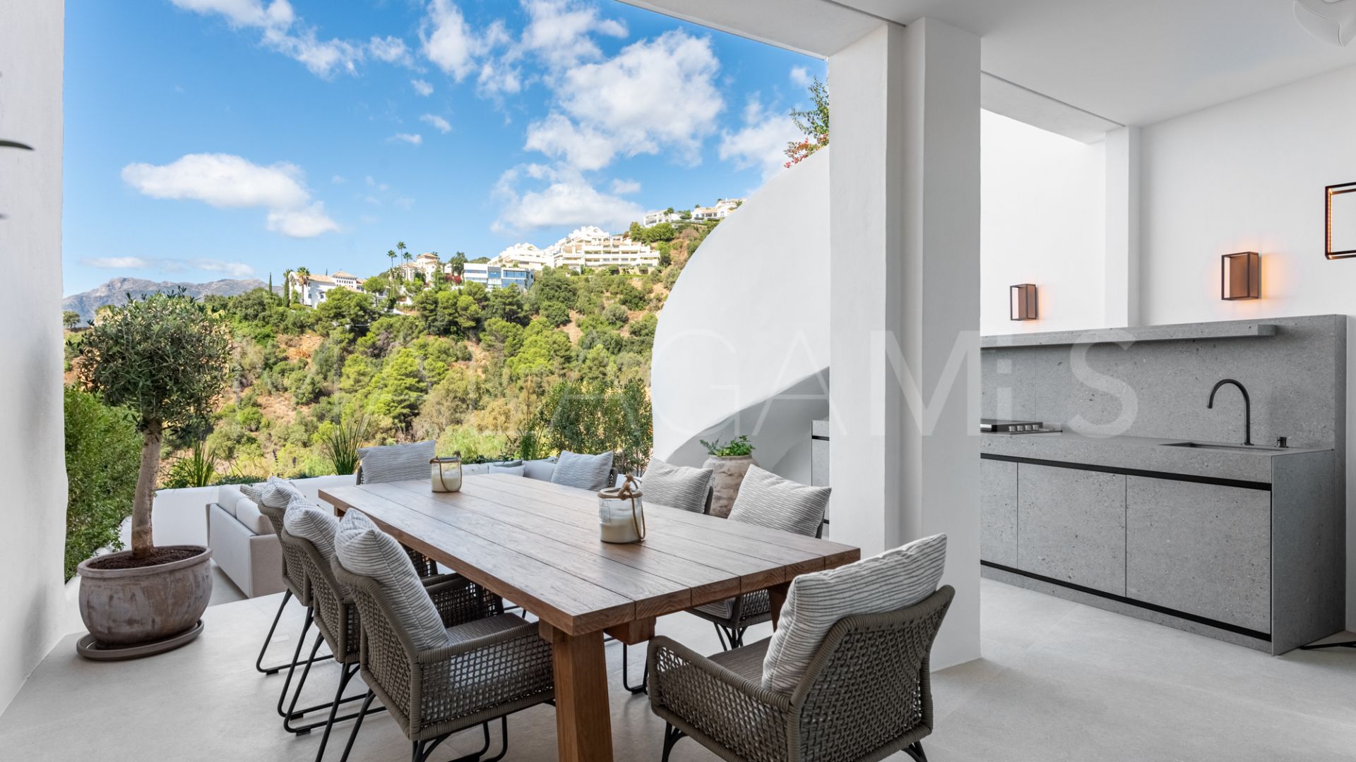 Reihenhaus for sale in Los Altos de los Monteros