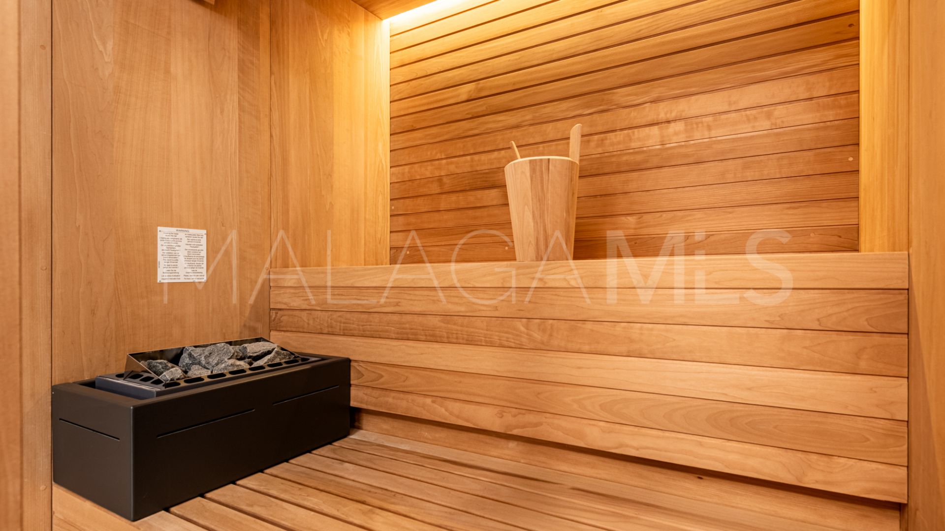 Villa for sale in Las Brisas