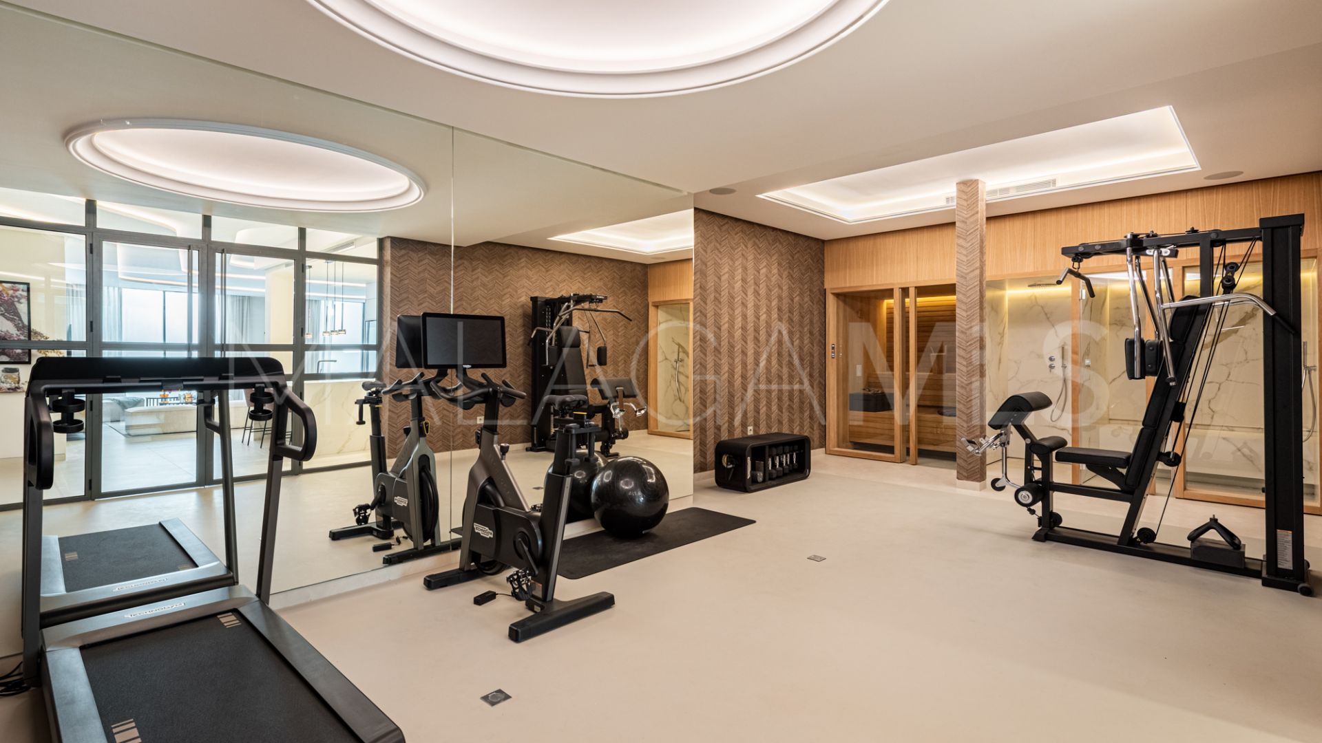 Villa for sale in Las Brisas