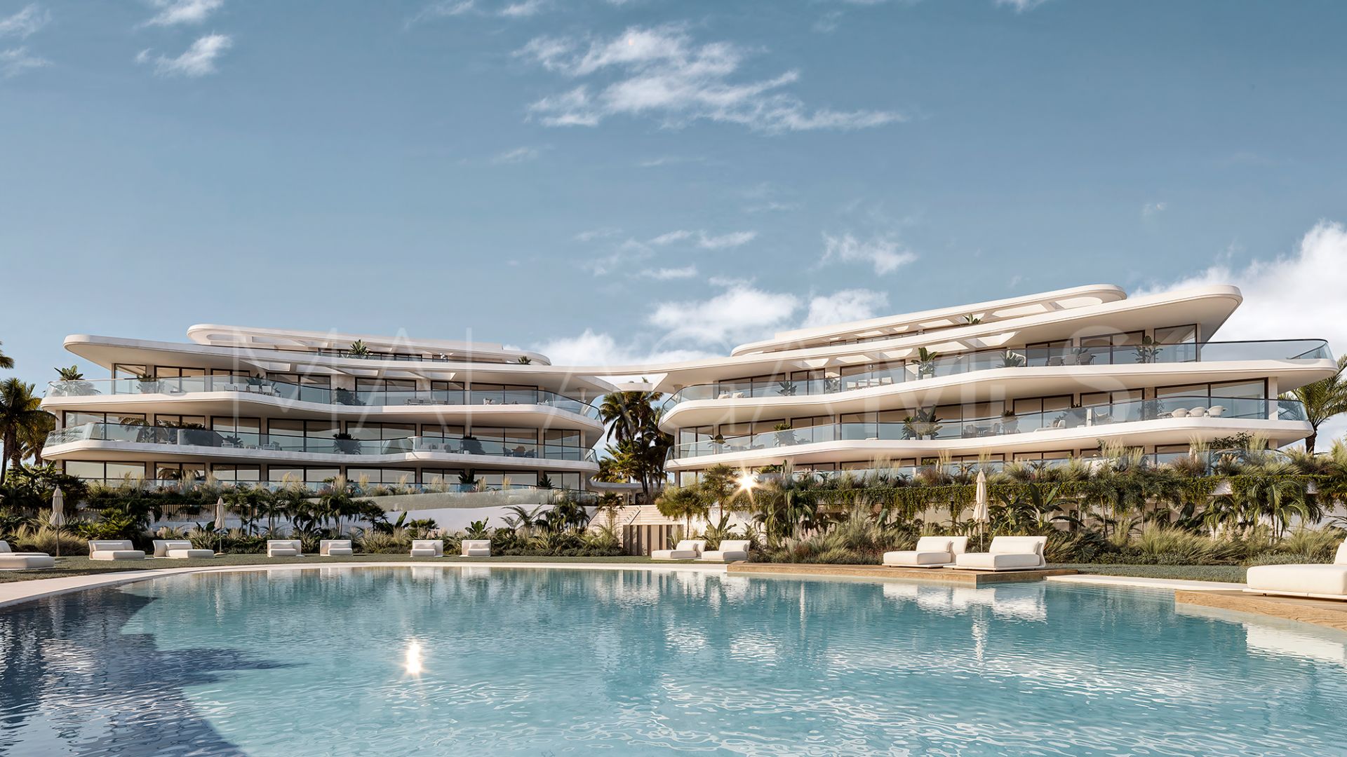 3 bedrooms penthouse for sale in New Golden Mile