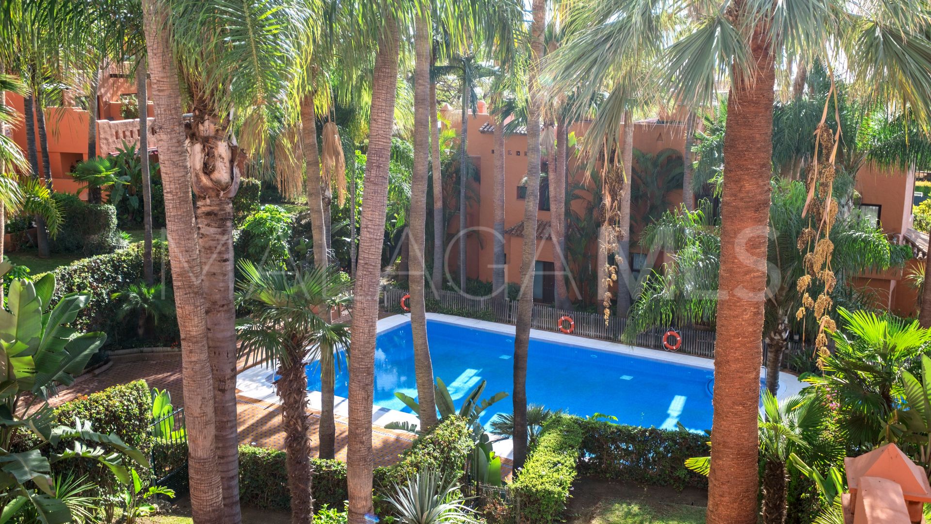 Radhus for sale in Altos de Puente Romano