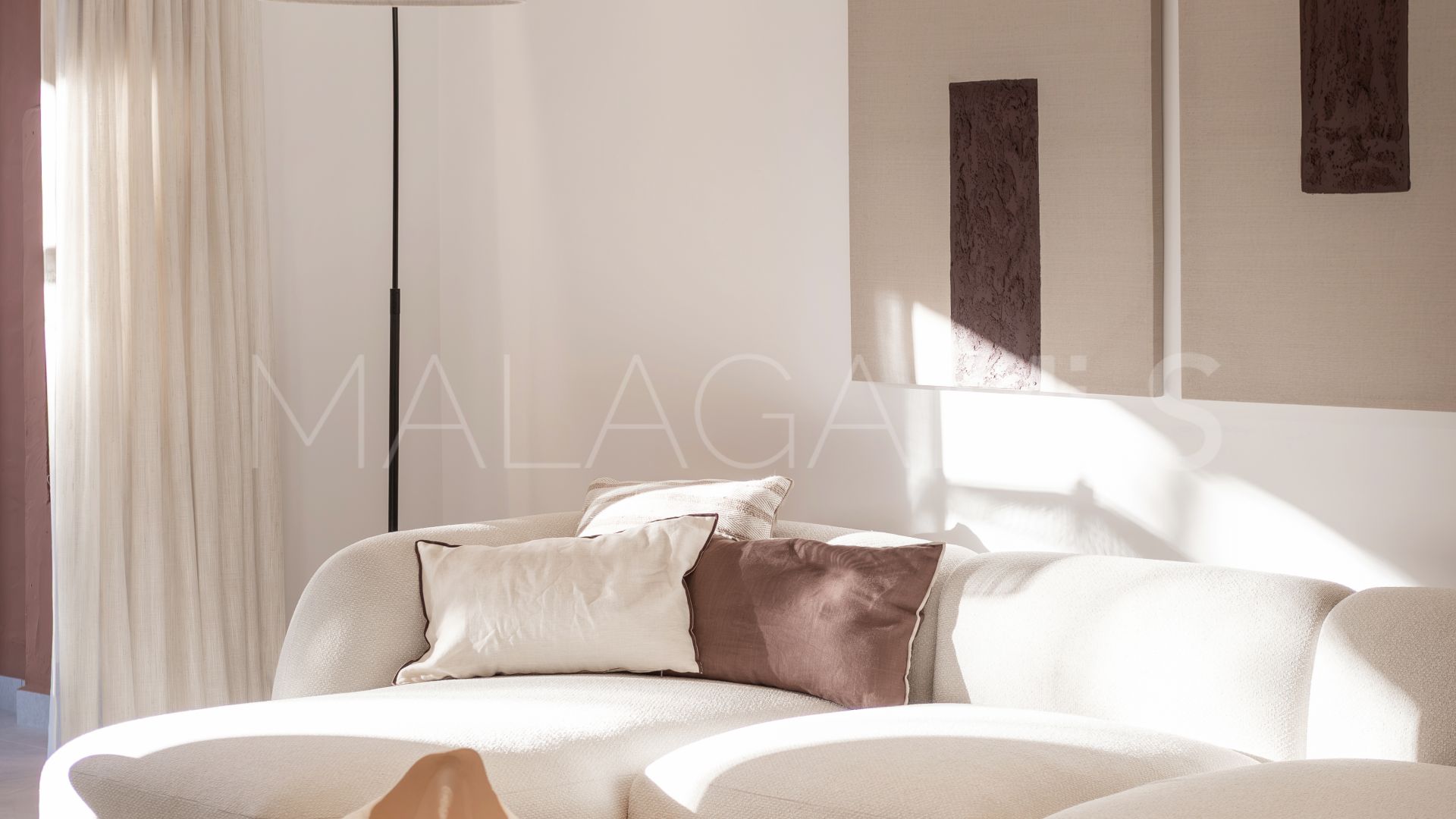 For sale town house in Altos de Puente Romano