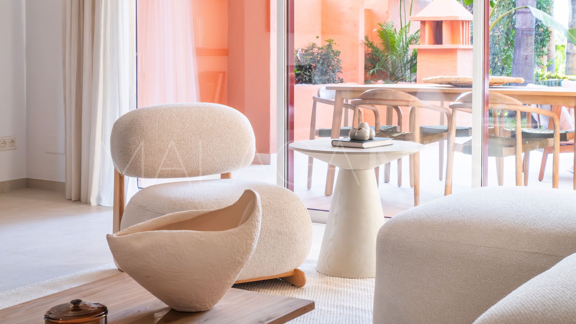 For sale town house in Altos de Puente Romano