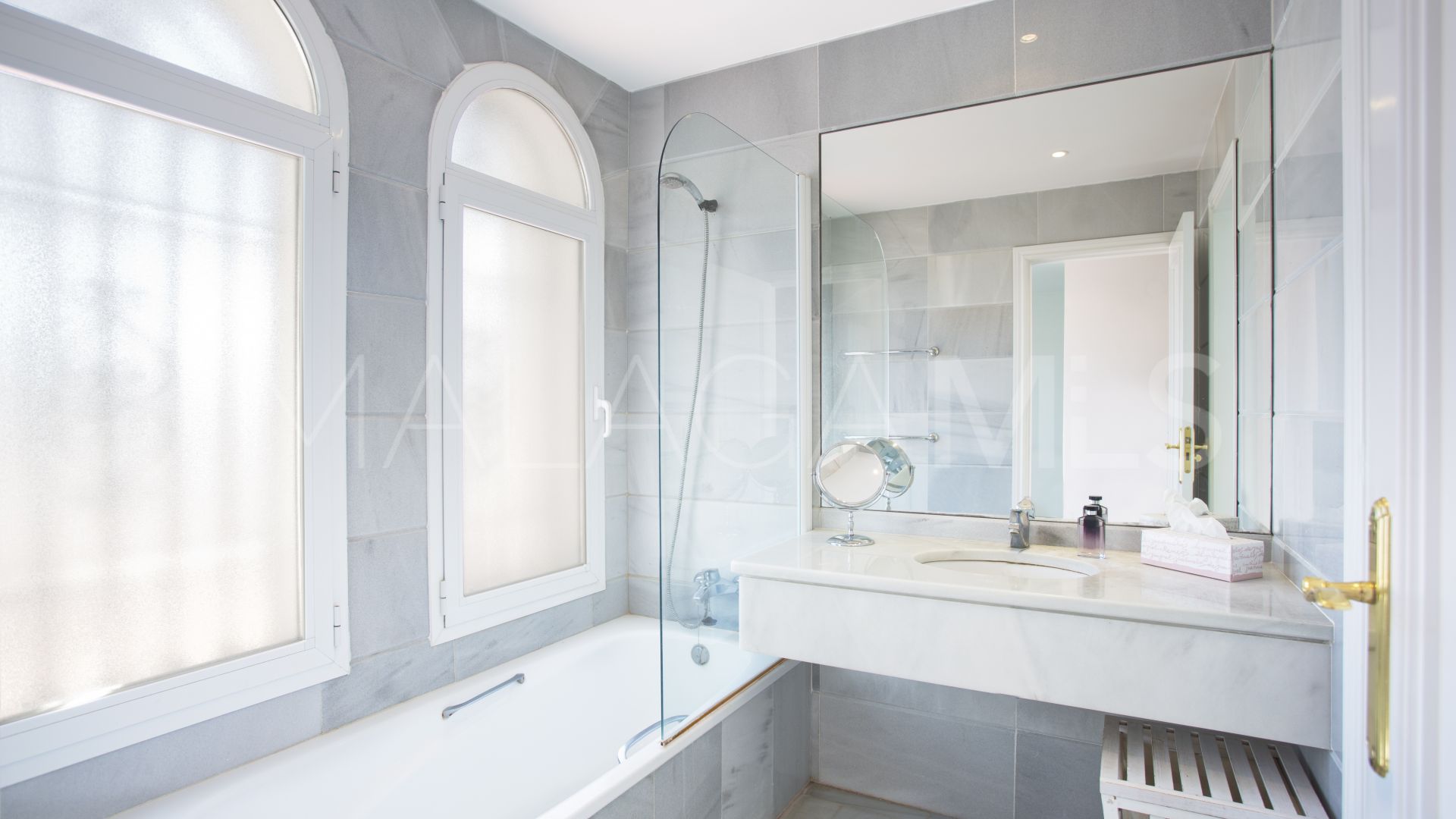 Doppelhaushälfte for sale in Guadalmina Alta