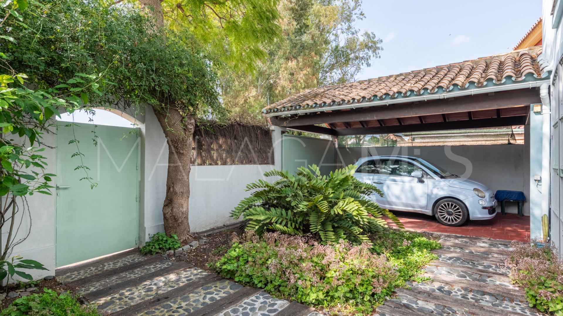 Villa jumelée for sale in Guadalmina Alta