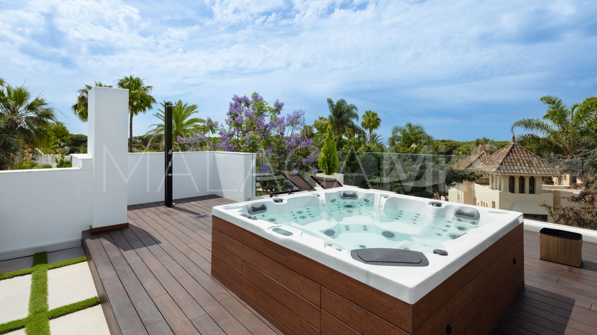 Villa for sale in Golden Mile