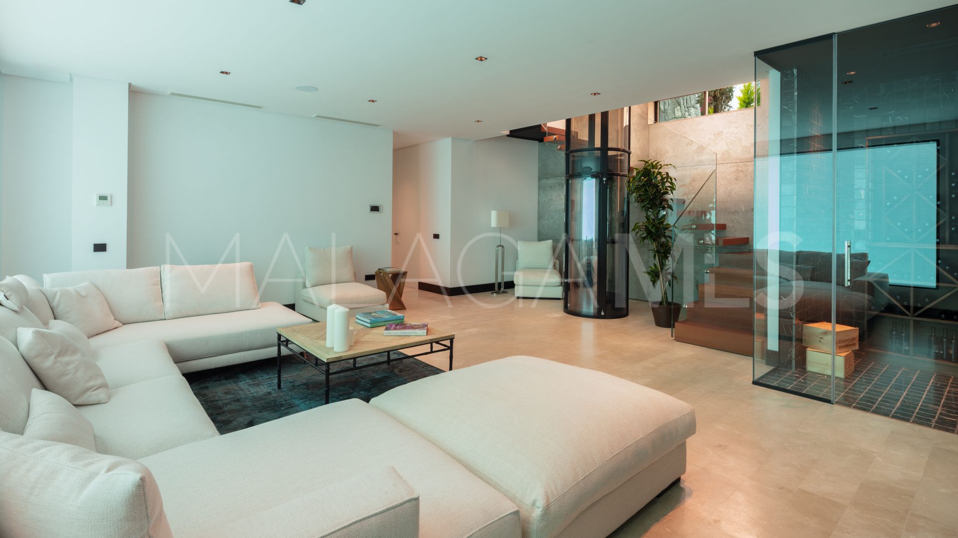 Villa for sale in Golden Mile