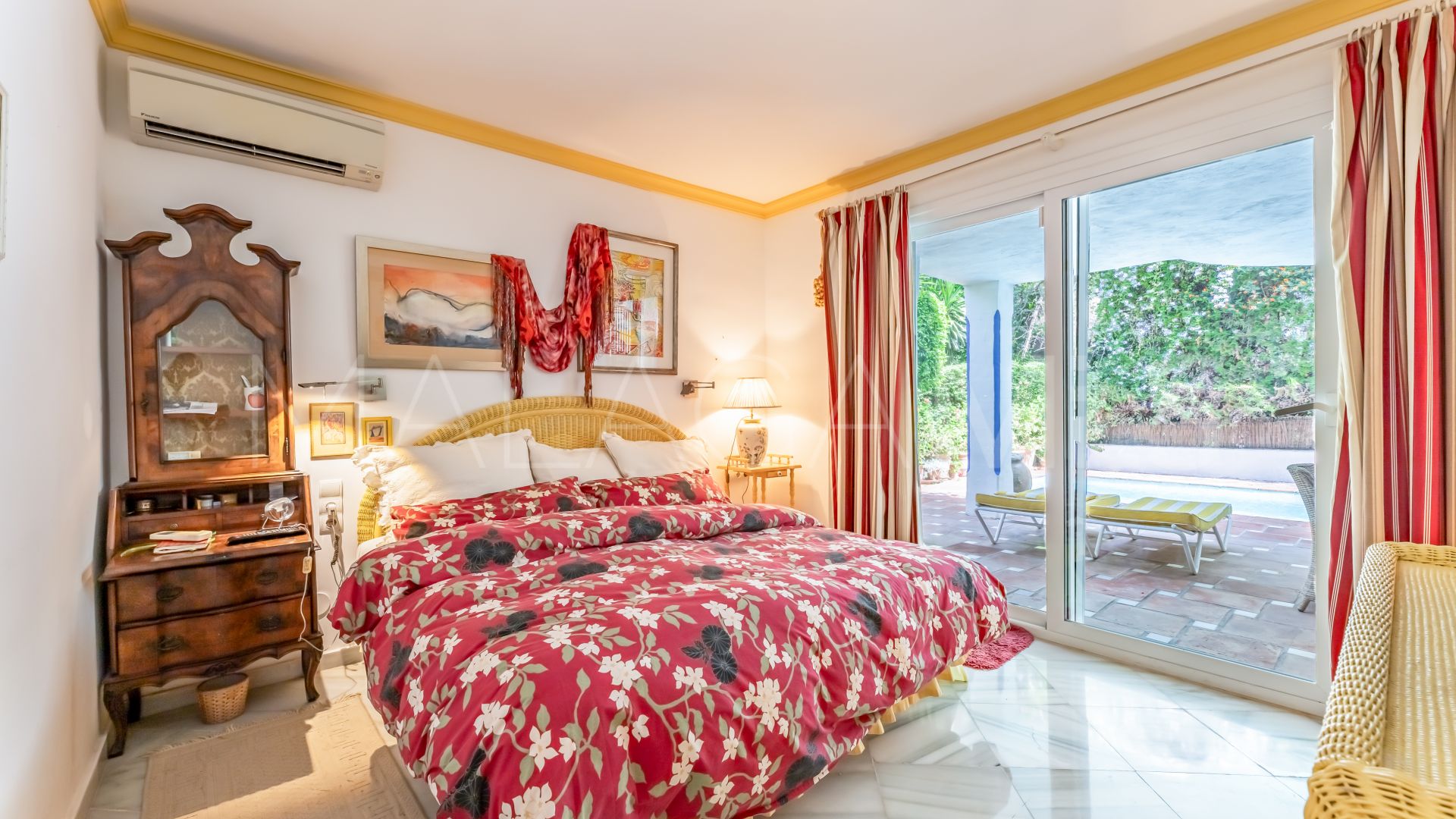 Einfamilienhaushälfte for sale in Marbella Hill Club