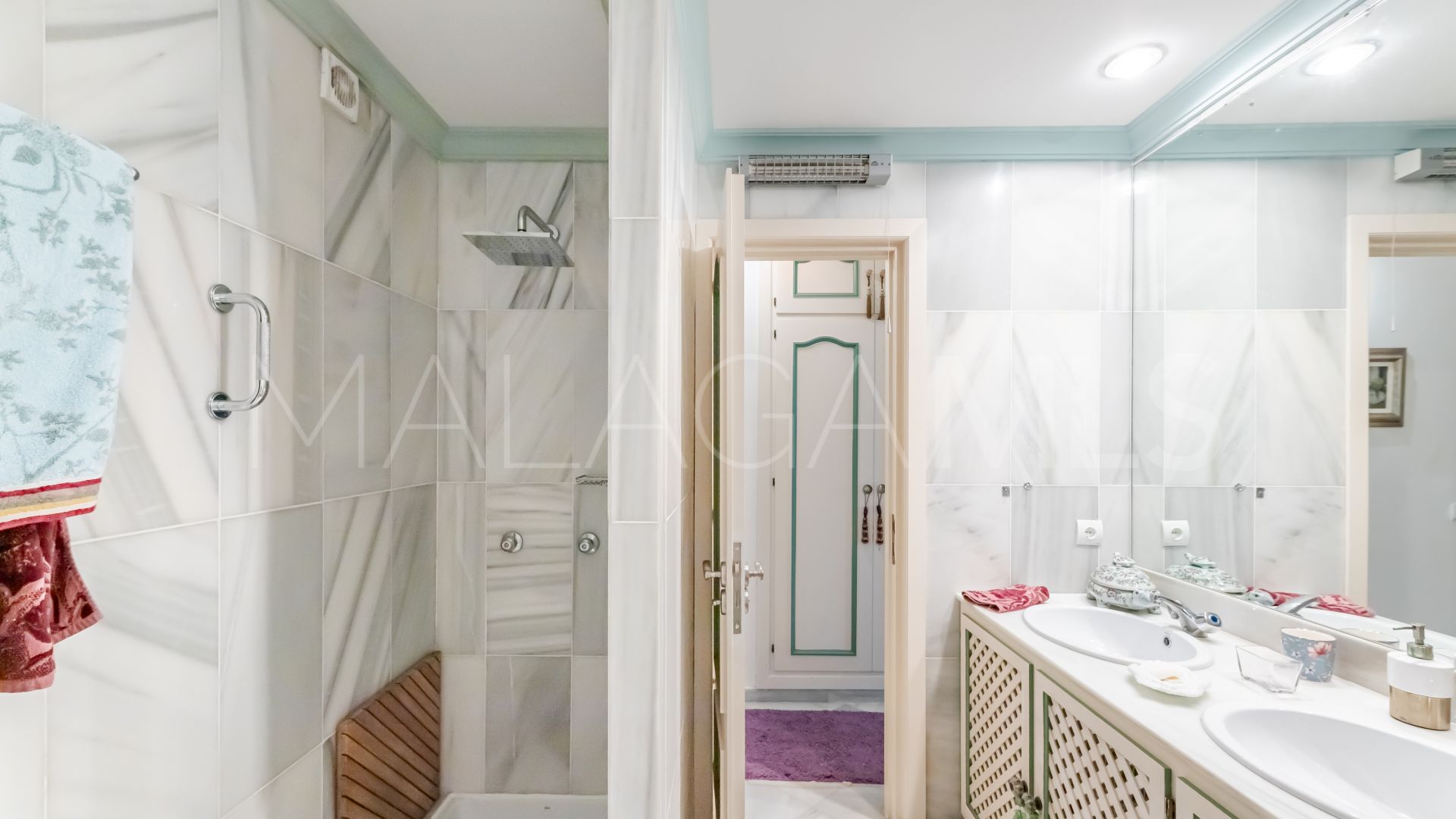Einfamilienhaushälfte for sale in Marbella Hill Club