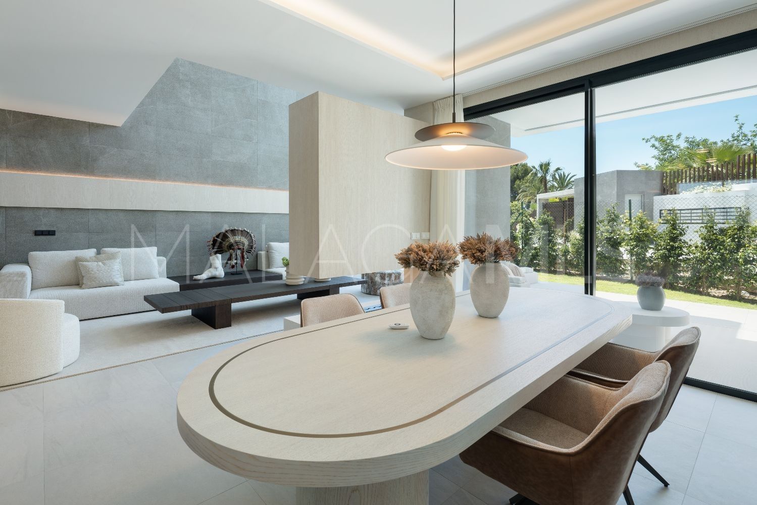 4 bedrooms semi detached villa for sale in Rio Real