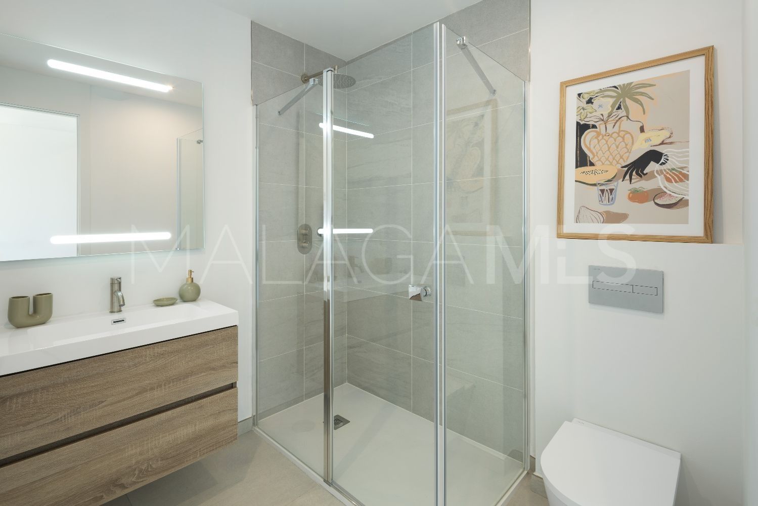 4 bedrooms semi detached villa for sale in Rio Real