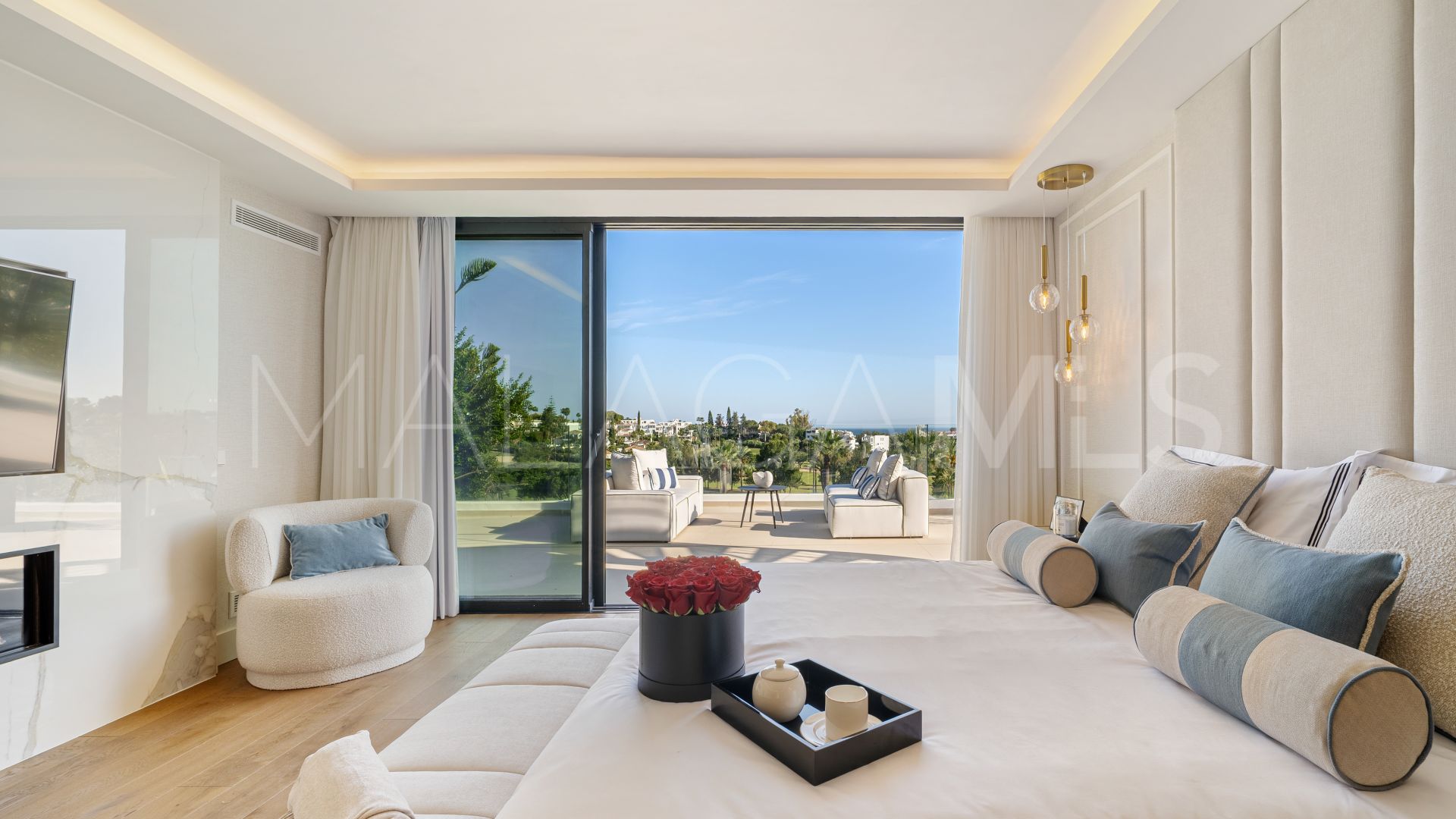 Villa for sale in Los Naranjos