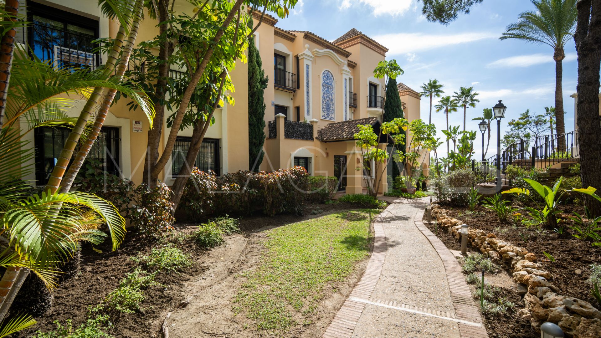La Quinta penthouse for sale