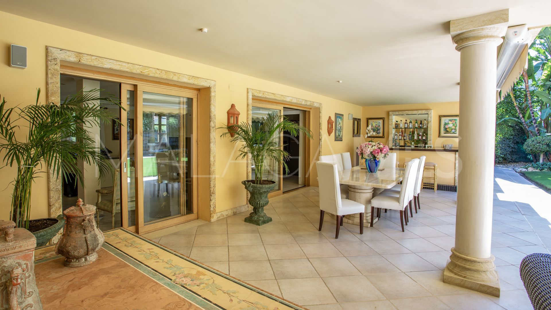 5 bedrooms villa in Nueva Andalucia for sale