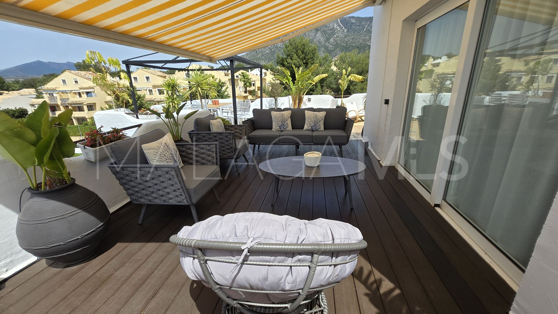 Atico duplex for sale in Jardines de Sierra Blanca