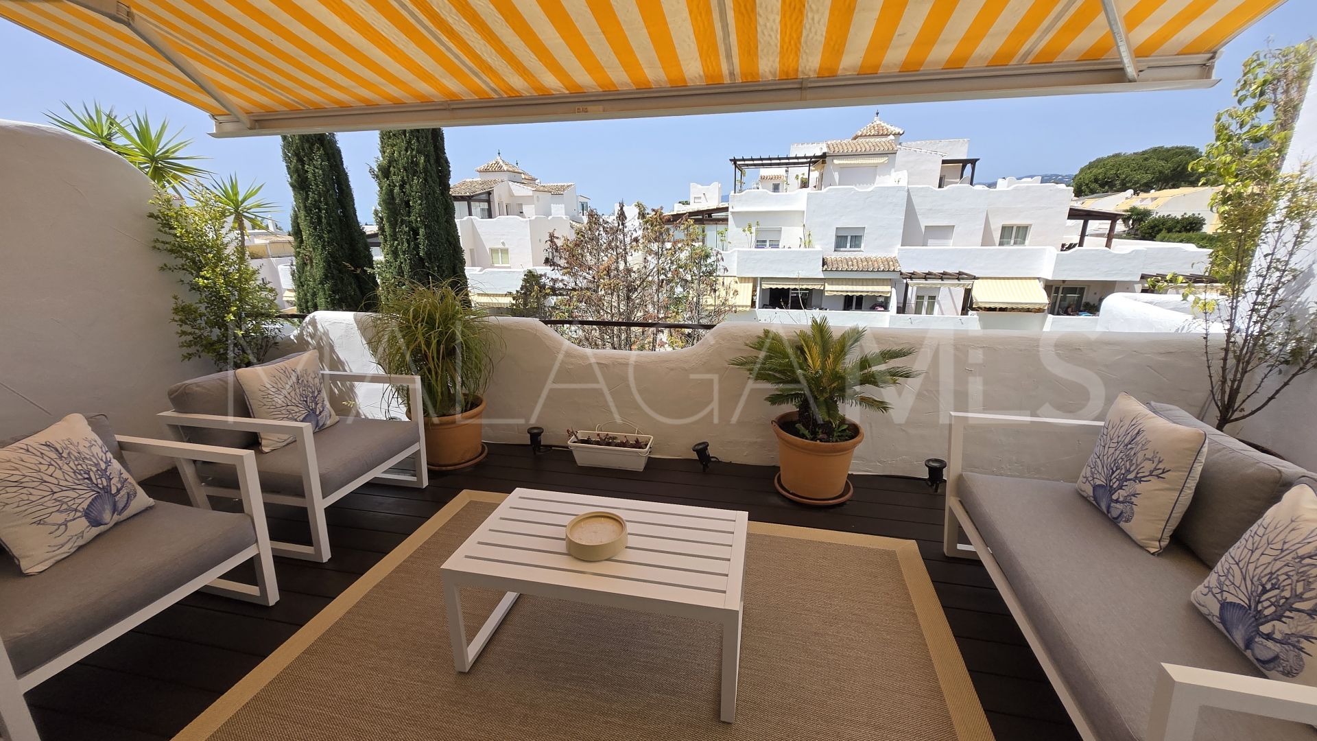 Atico duplex for sale in Jardines de Sierra Blanca
