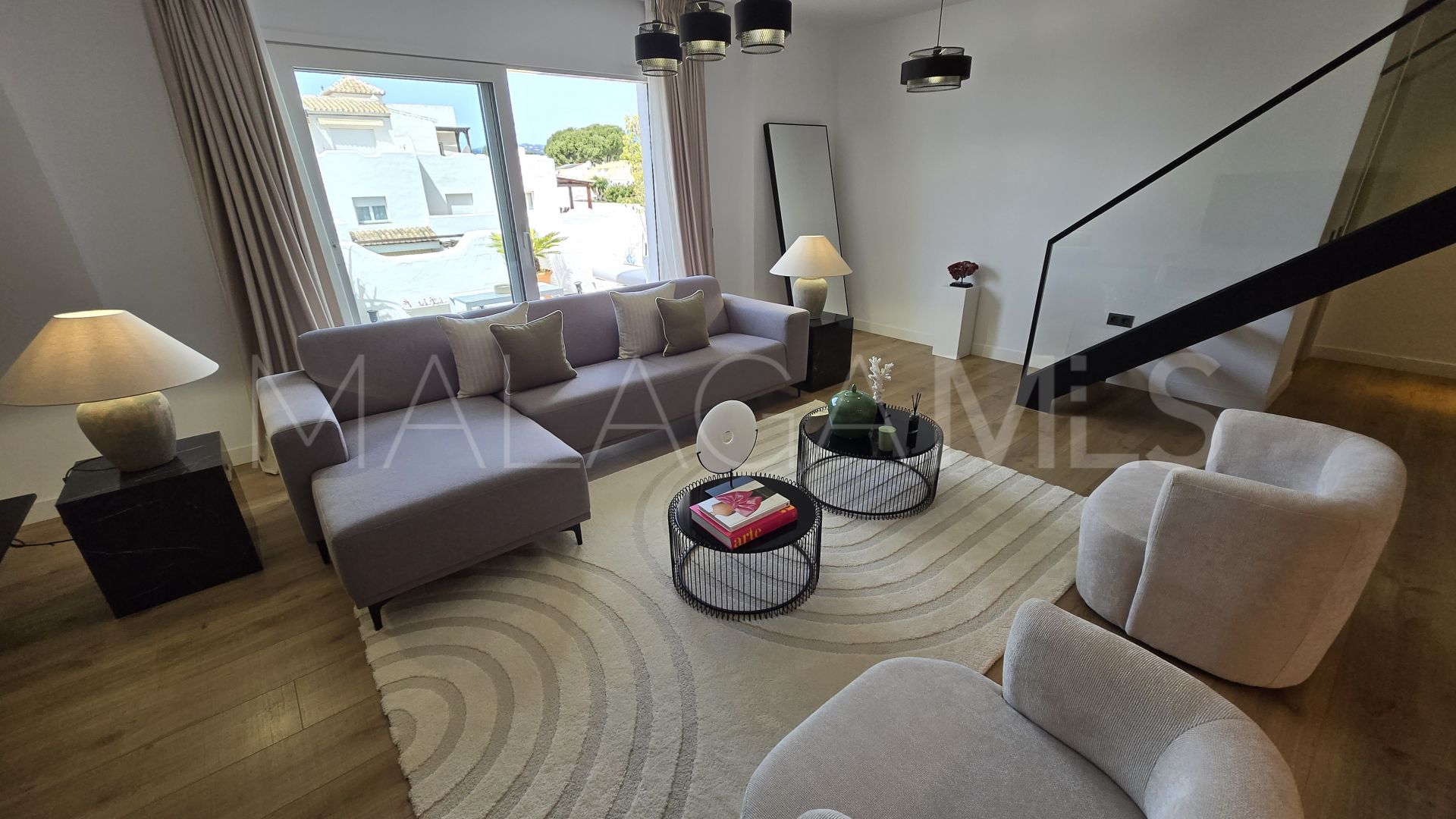 Atico duplex for sale in Jardines de Sierra Blanca