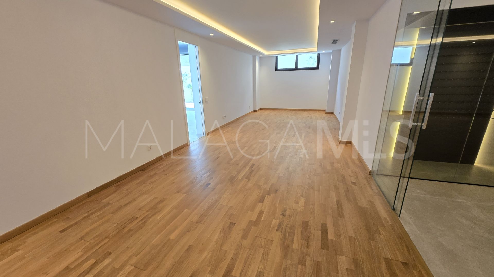 For sale 4 bedrooms villa in La Fuente