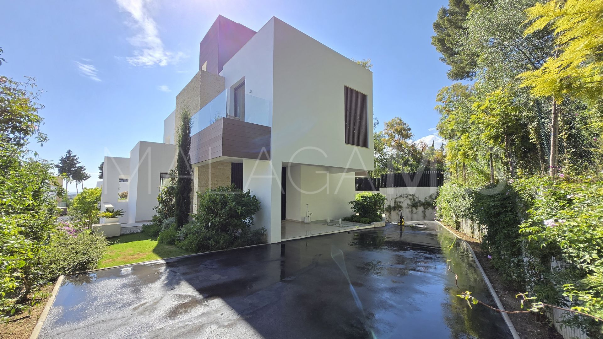 For sale 4 bedrooms villa in La Fuente