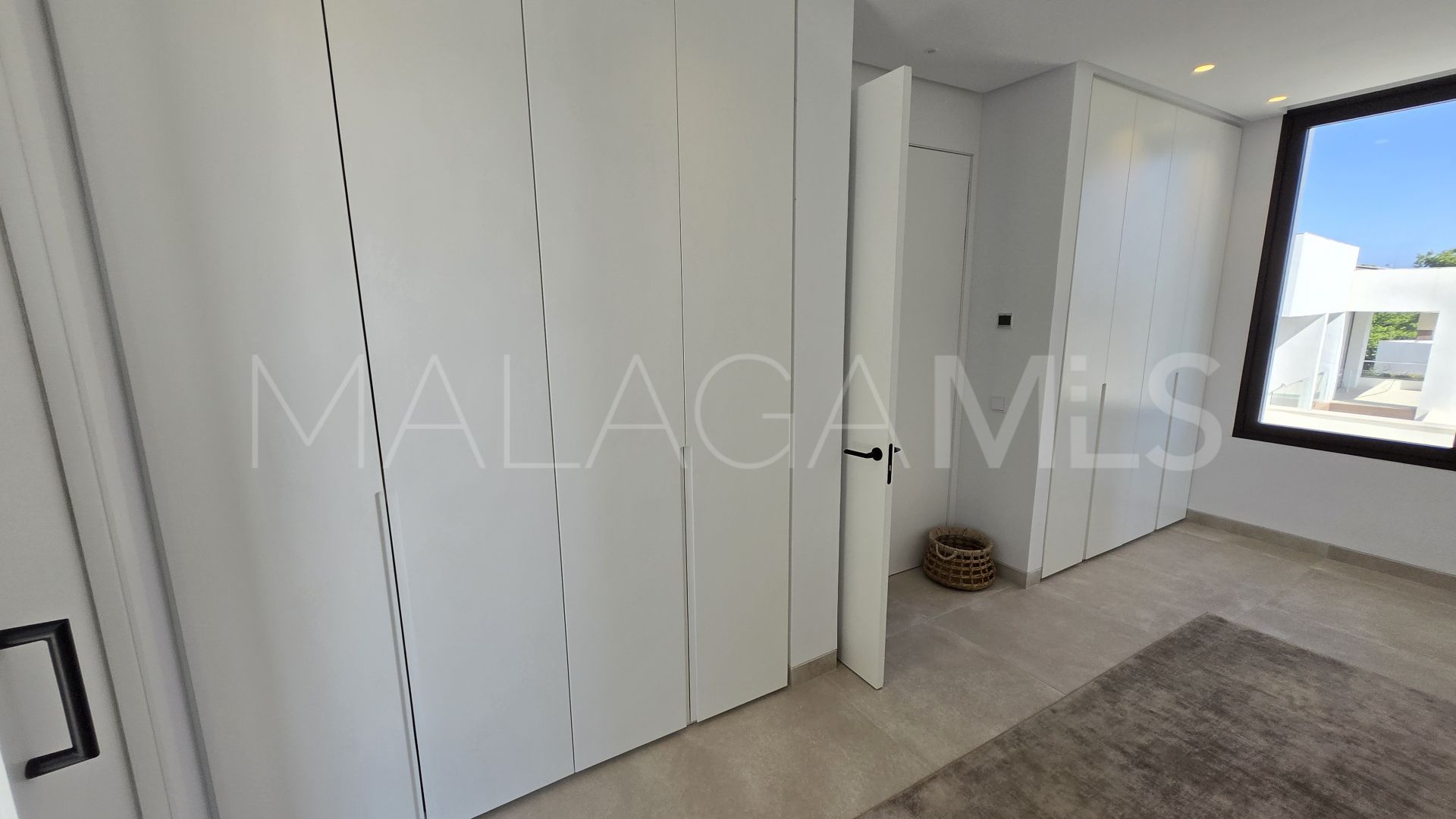 For sale 4 bedrooms villa in La Fuente