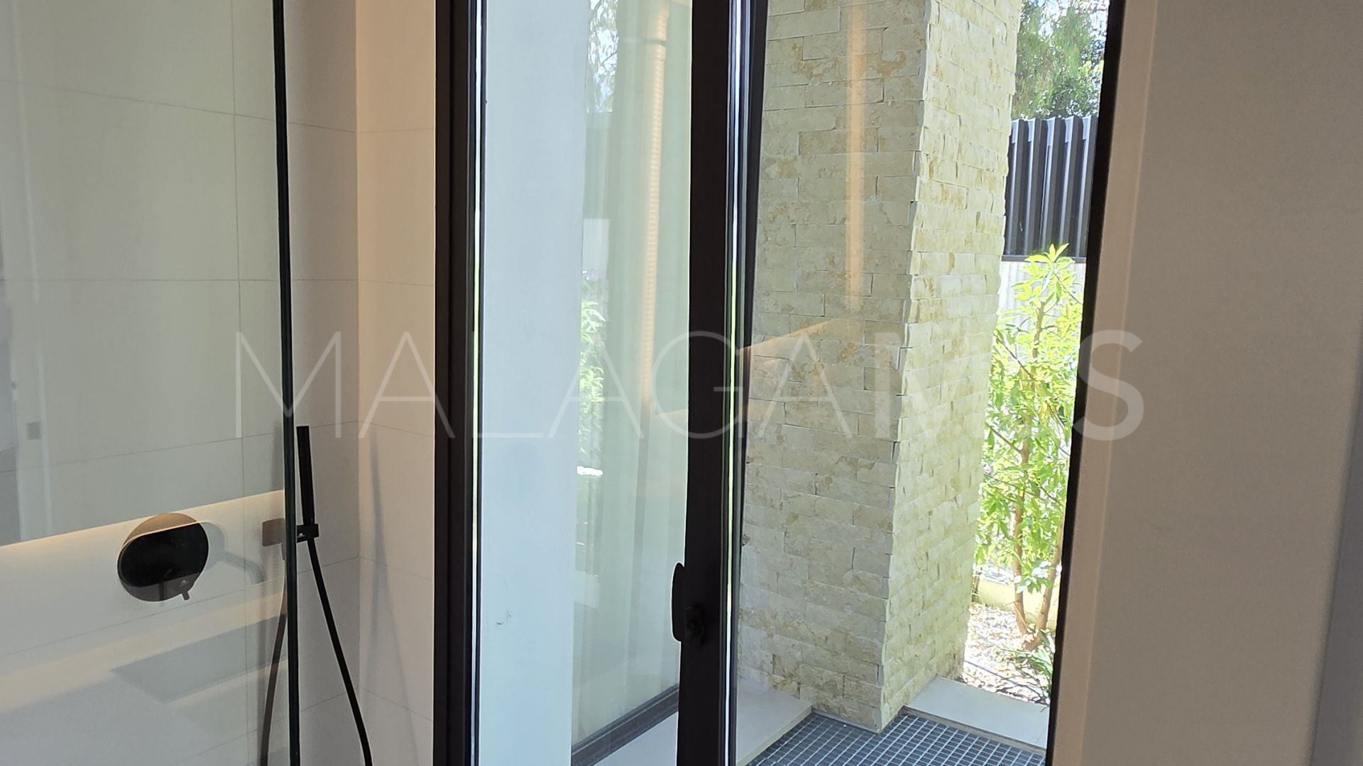 For sale 4 bedrooms villa in La Fuente