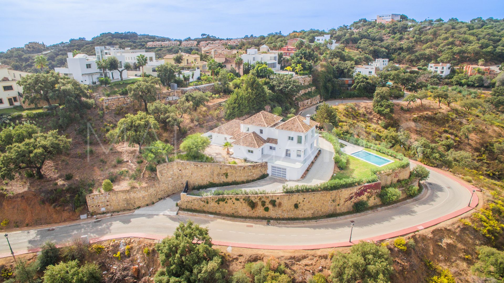 Villa for sale in La Mairena