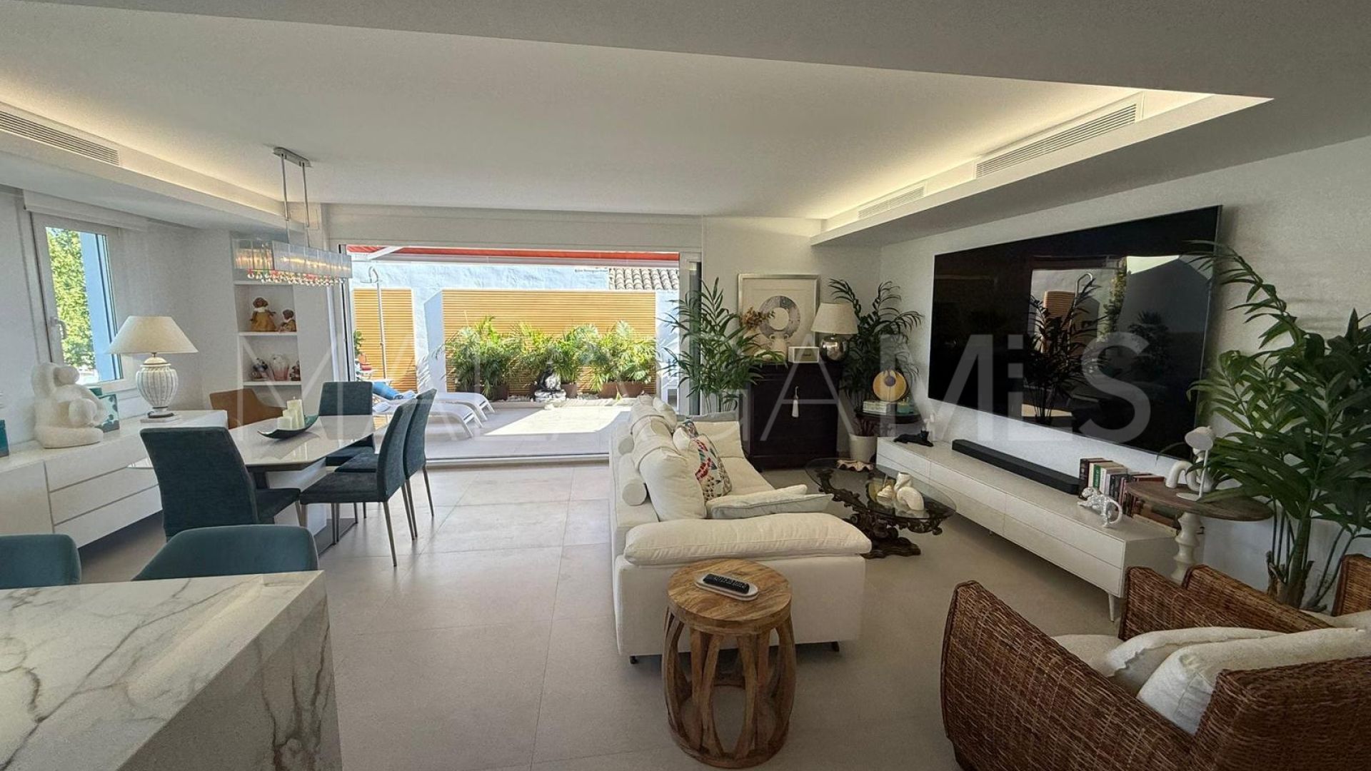 Penthaus for sale in Las Cañas Beach