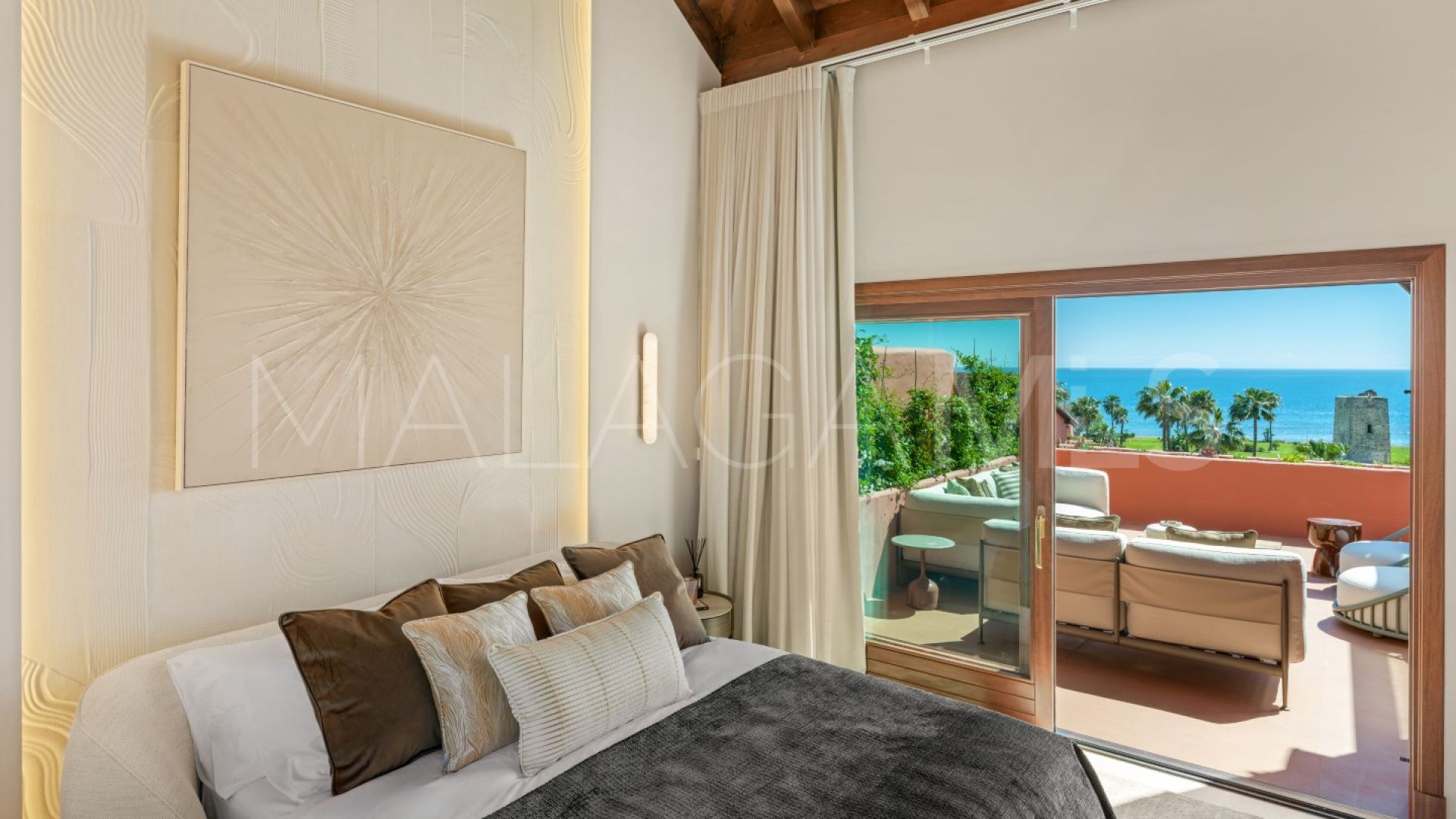 Duplex penthouse for sale in Torre Bermeja