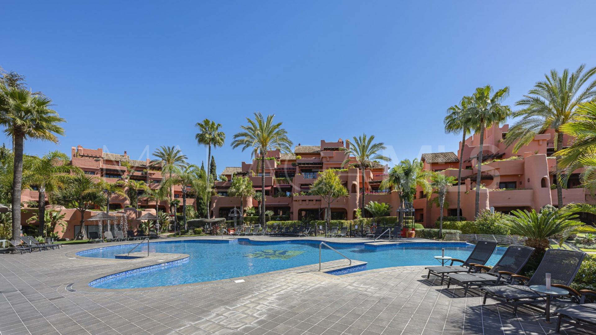 Duplex penthouse for sale in Torre Bermeja