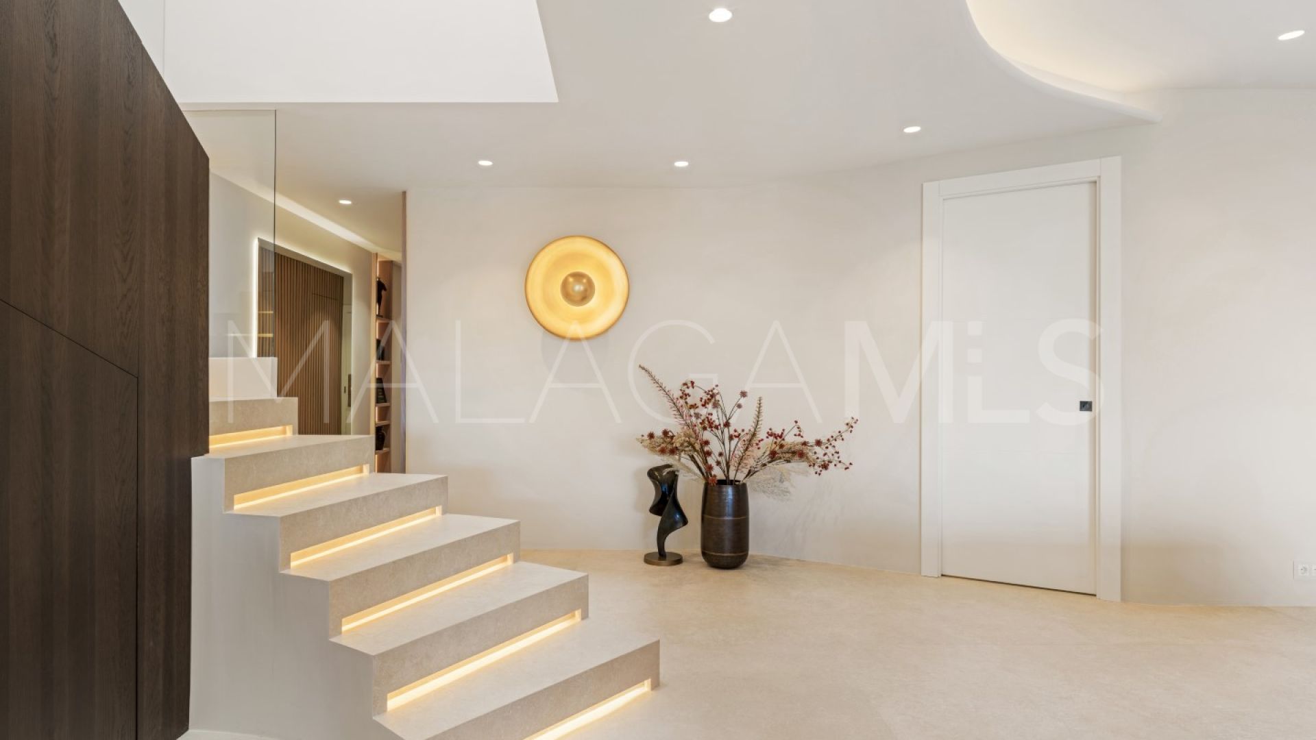 Duplex penthouse for sale in Torre Bermeja