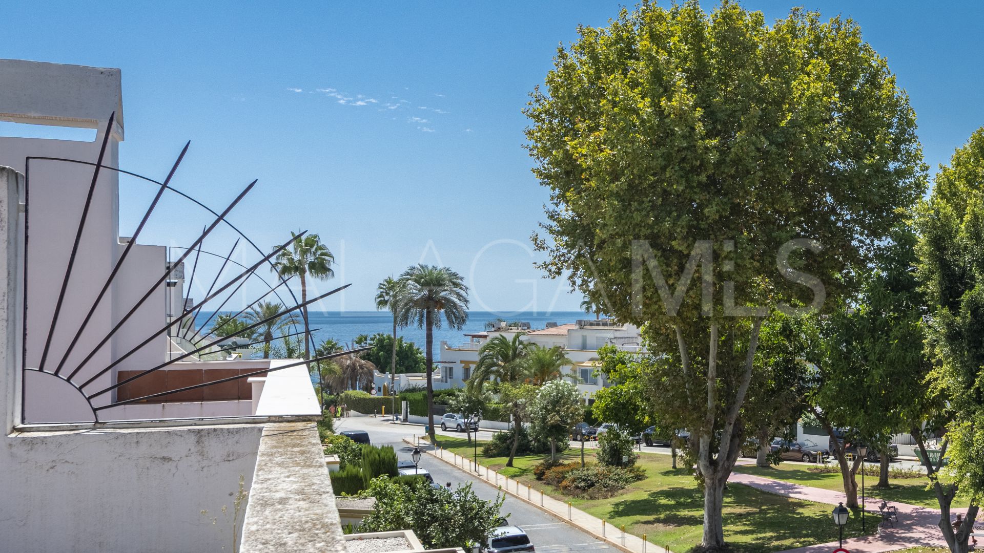 Marbellamar town house for sale